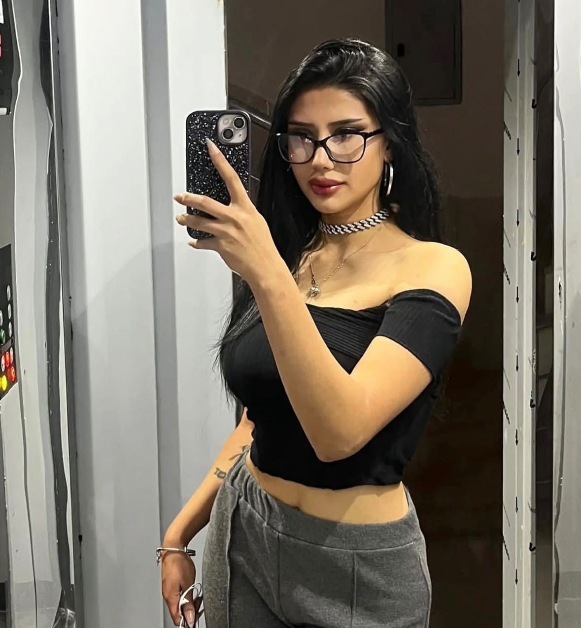 Çıplak Hayat Dolu Partner Escort Müşerref