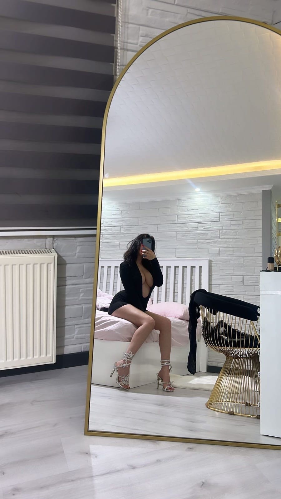 Yenikent Tatlı Dilli Bayan Escort Serpil