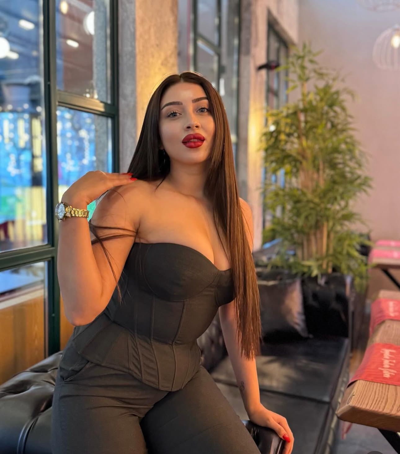 Haznedar Tatlı Dilli Bayan Escort Bayan Sevinç